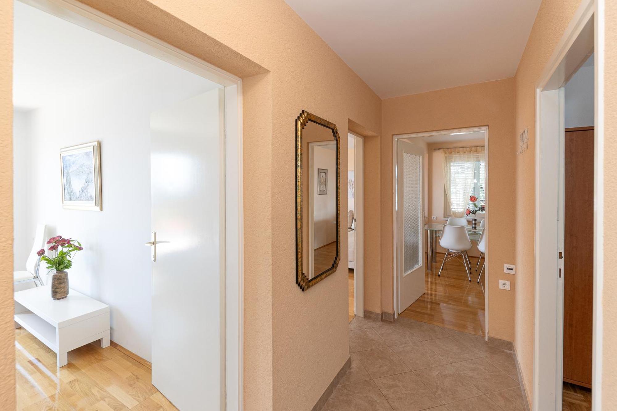 סלצה Apartments Nada מראה חיצוני תמונה