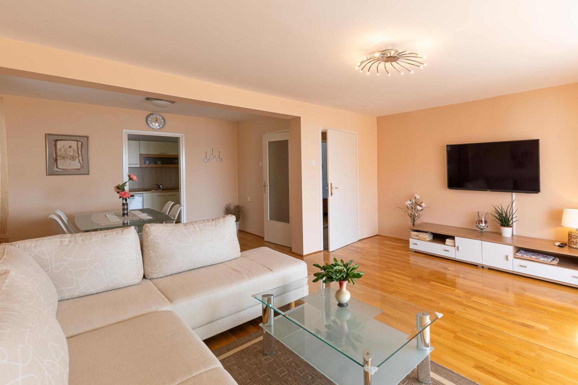 סלצה Apartments Nada מראה חיצוני תמונה